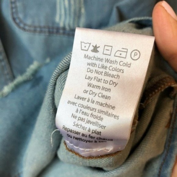 Revolve Heartloom Distressed Denim Button Down Shirt Women's Size Small NWOT - Picture 7 of 8